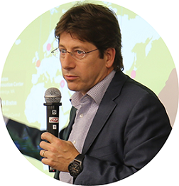 Johnson & Johnson,John Bell氏