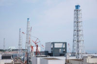 福島第一原子力発電所の汚染水から放射性物質を吸着・除去する材料
